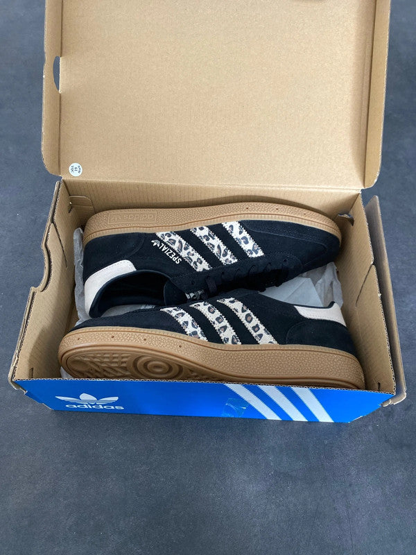 Zapatillas Adidas Spezial - Negro con Animal Print
