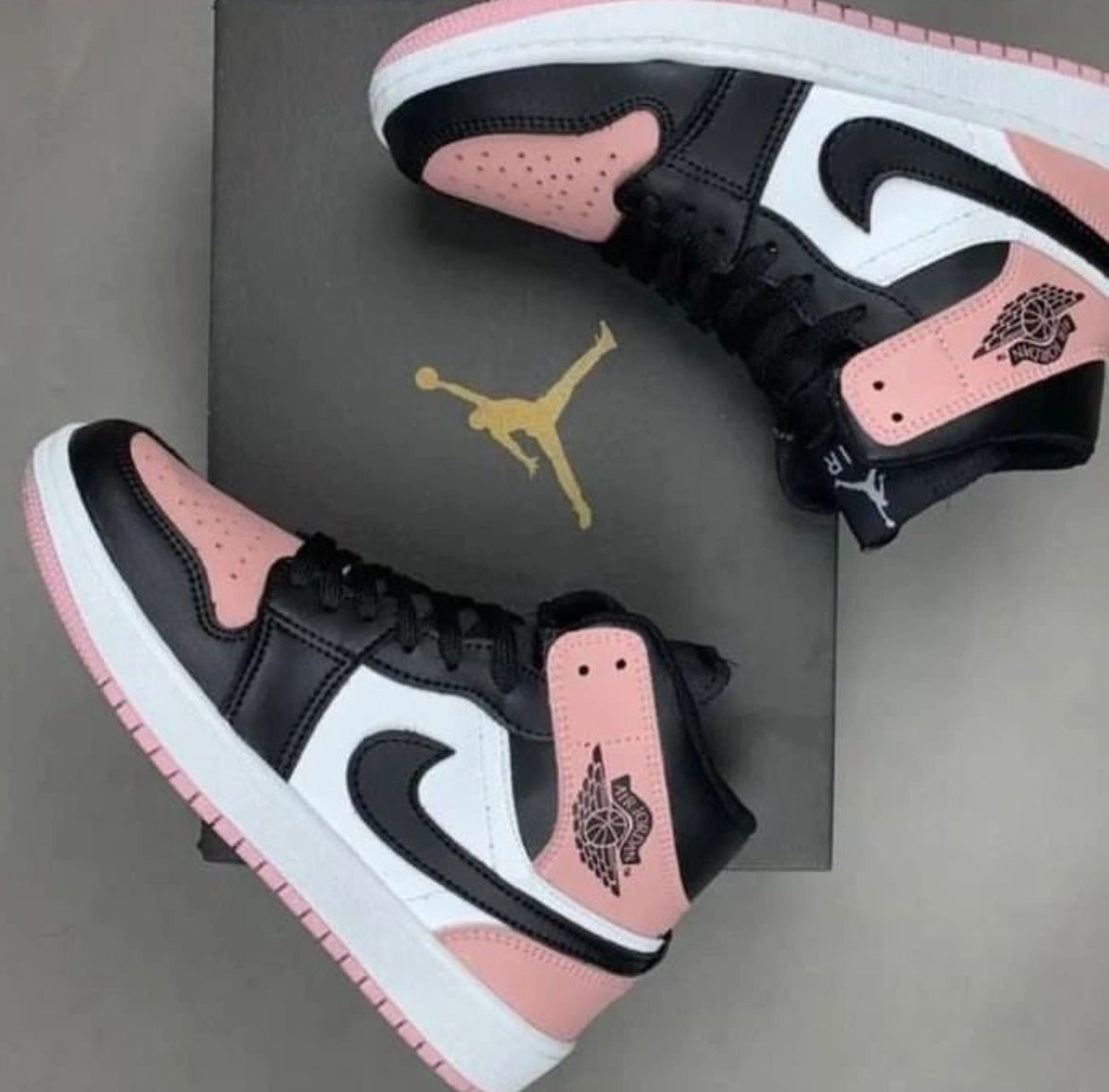 Zapatillas Nike Air Jordan 1 Retro Mid