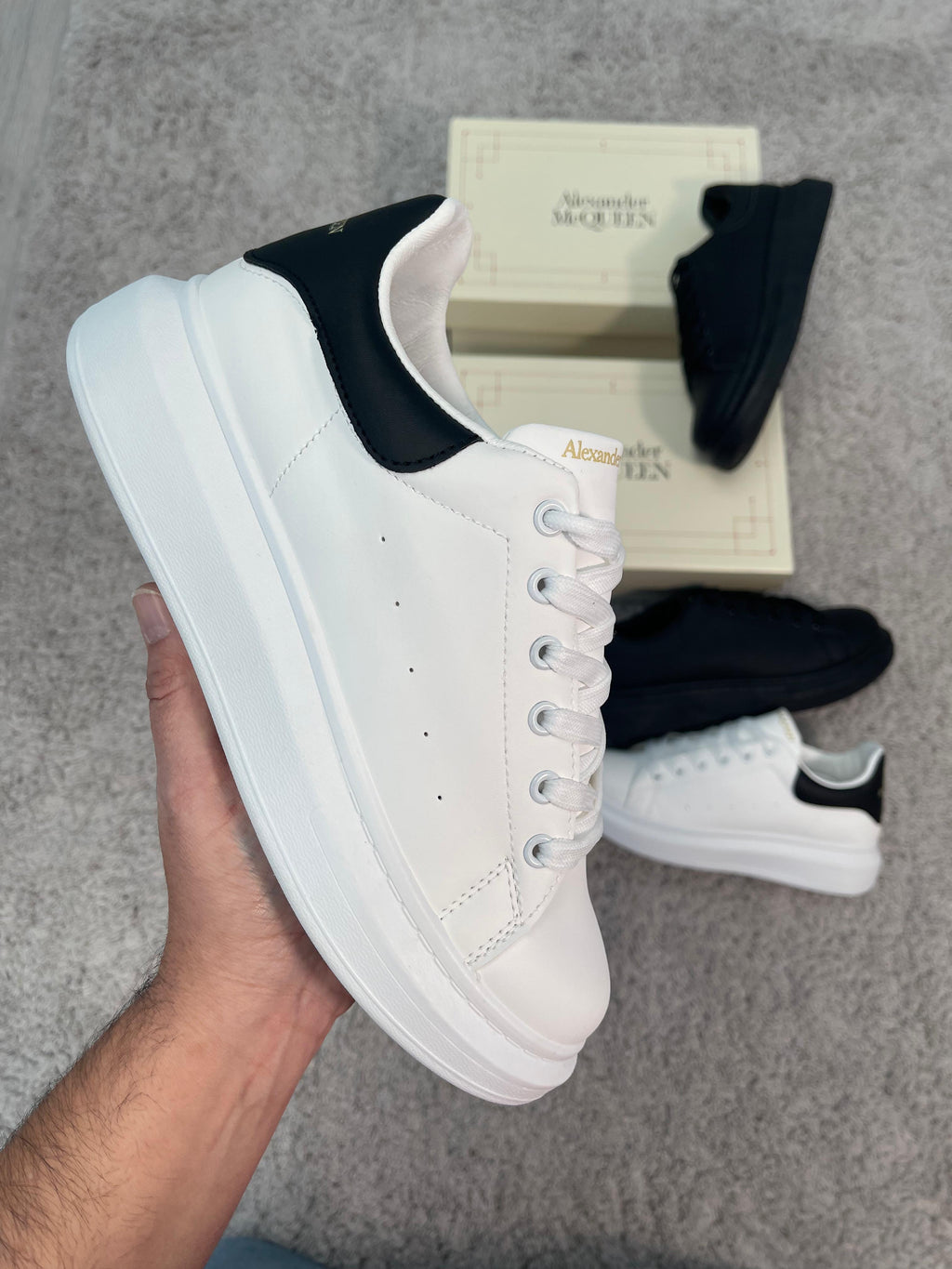 Zapatillas Alexander Mcqueen - Blanco con Negro