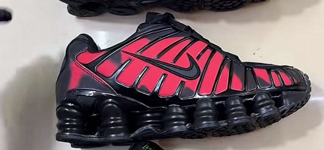 Shox TL - Negro con Fucsia