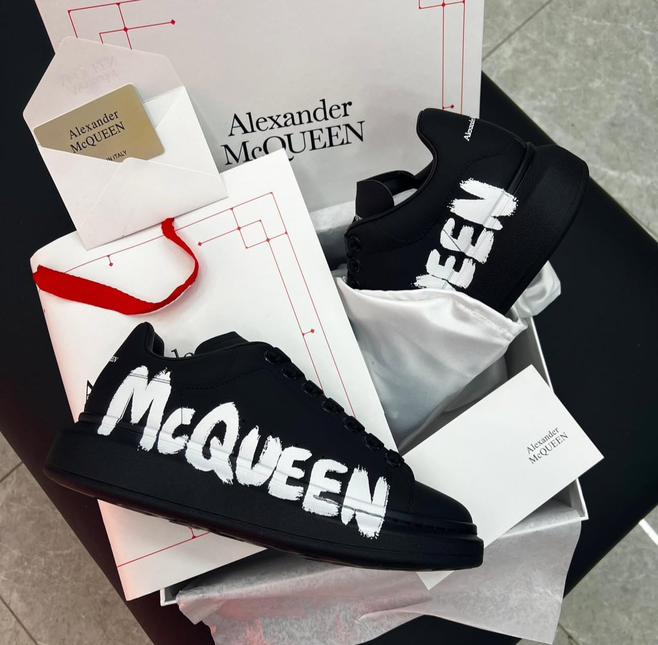 Alexander Mcqueen - Negro