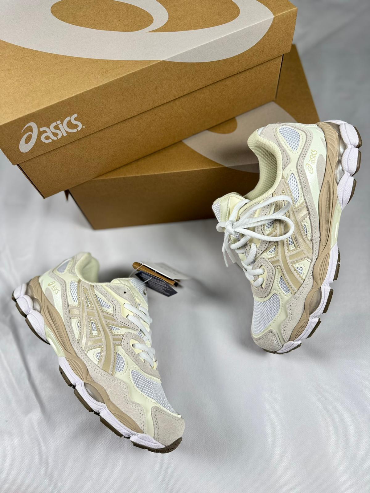 Asics - Beige