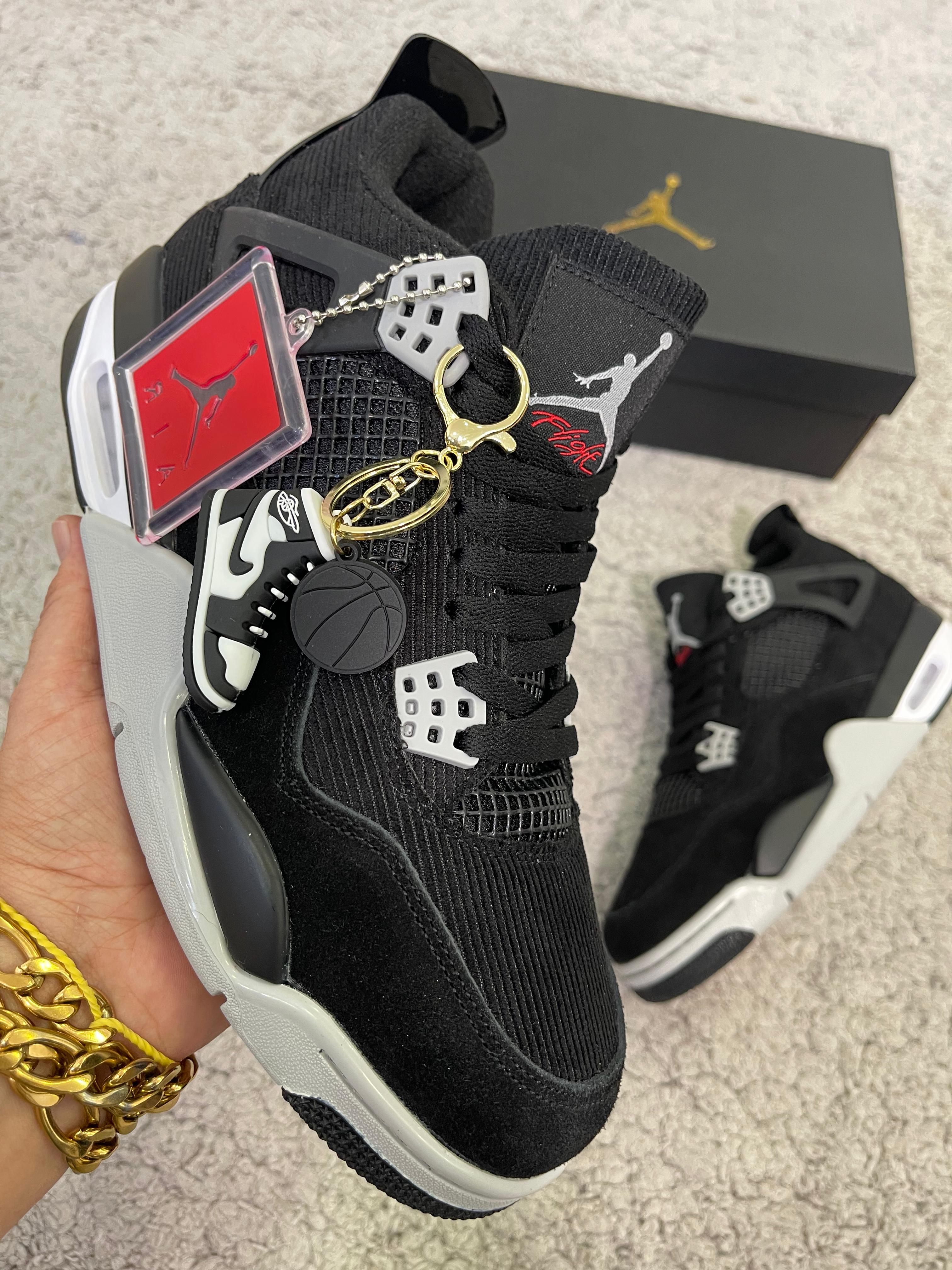 Zapatillas Nike Air Jordan 4 - Negro