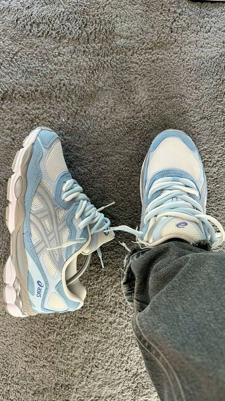 Asics - Blanco con Gris y Azul