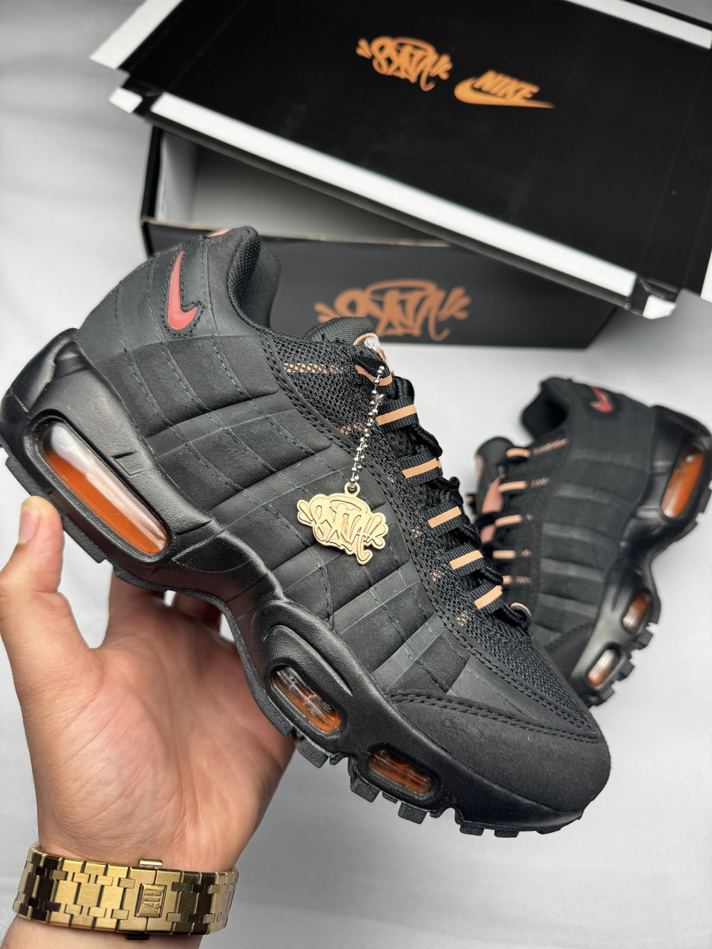 Air Max 95 - Negro con Naranja