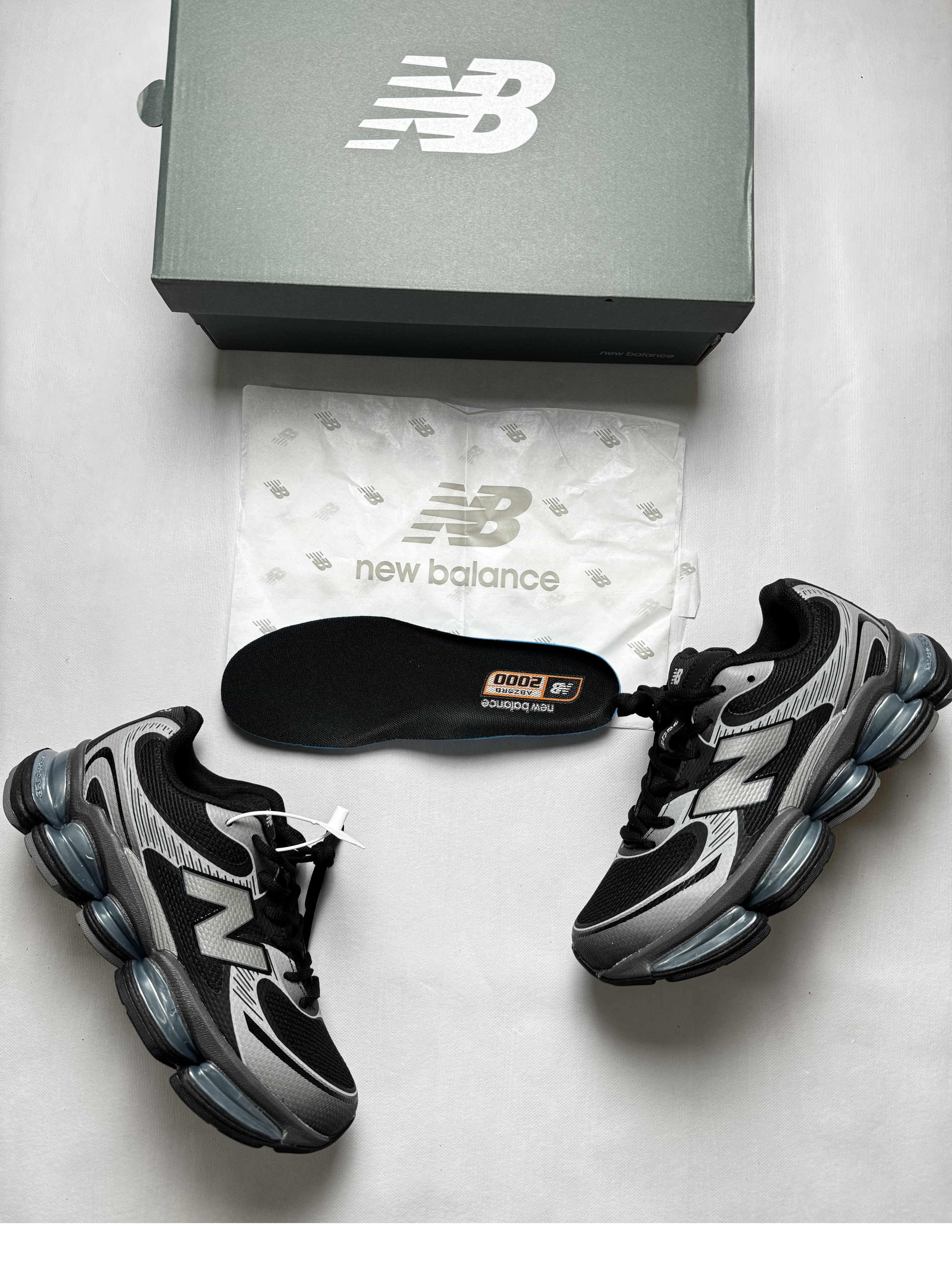 New Balance ABZORB 2000 - Negro con Gris