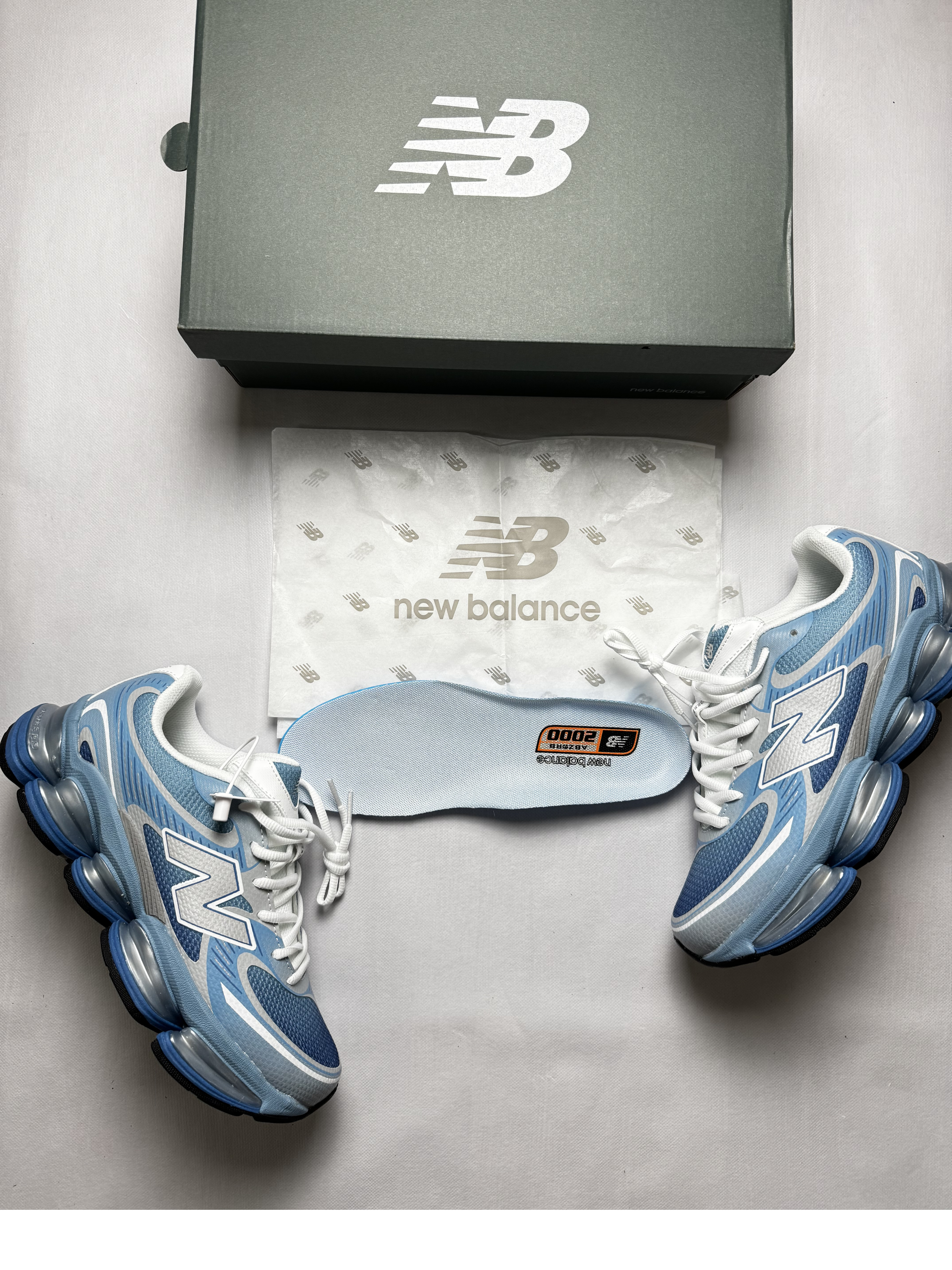 New Balance ABZORB 2000 - Blanco con Azul