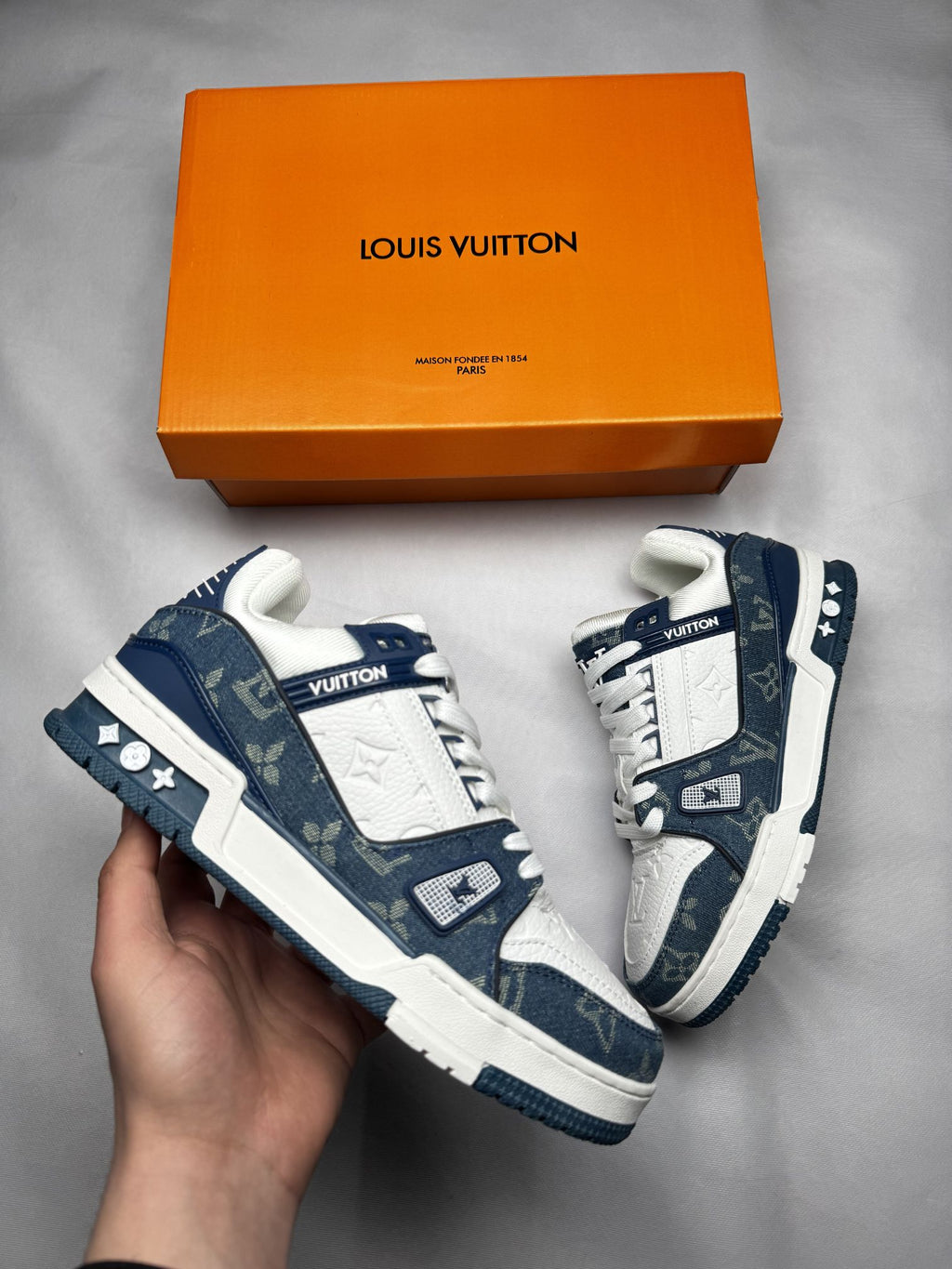 Louis Viutton Trainer - Blanco con Azul