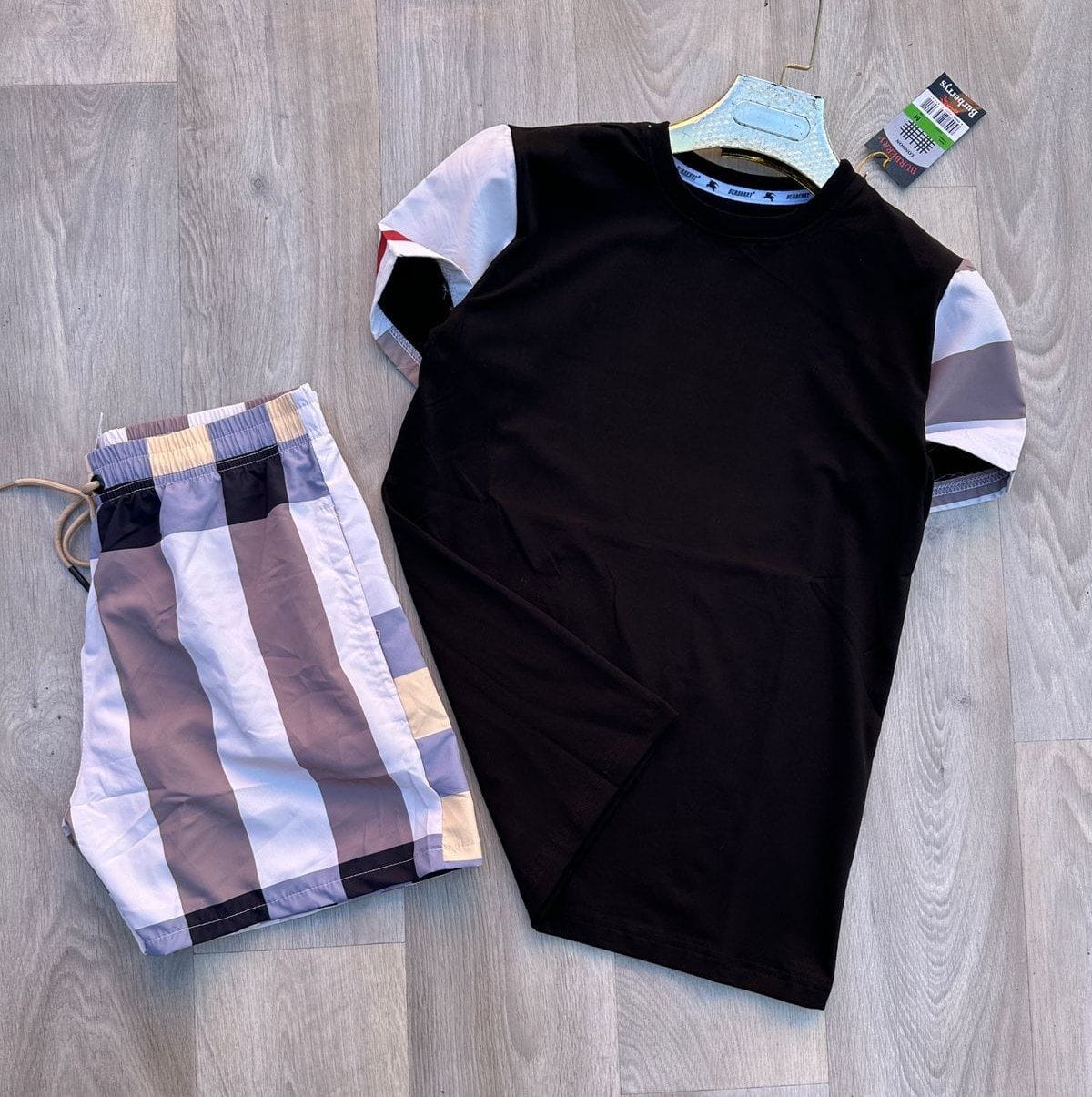 Conjunto de Verano Burberry - Negro