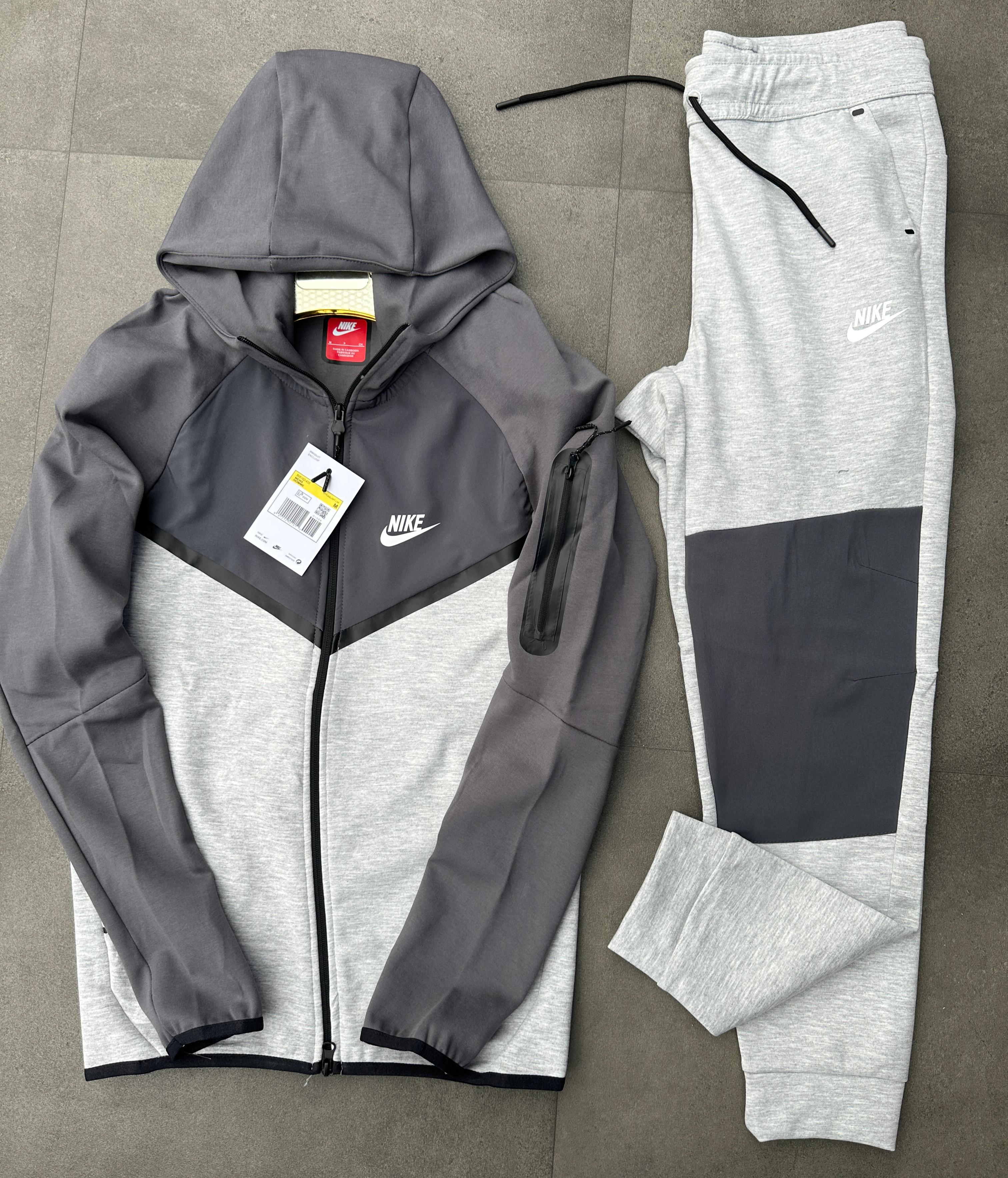 Conjunto Nike - Blanco con Gris