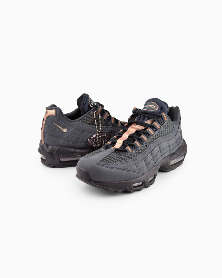 Air Max 95 - Negro con Naranja