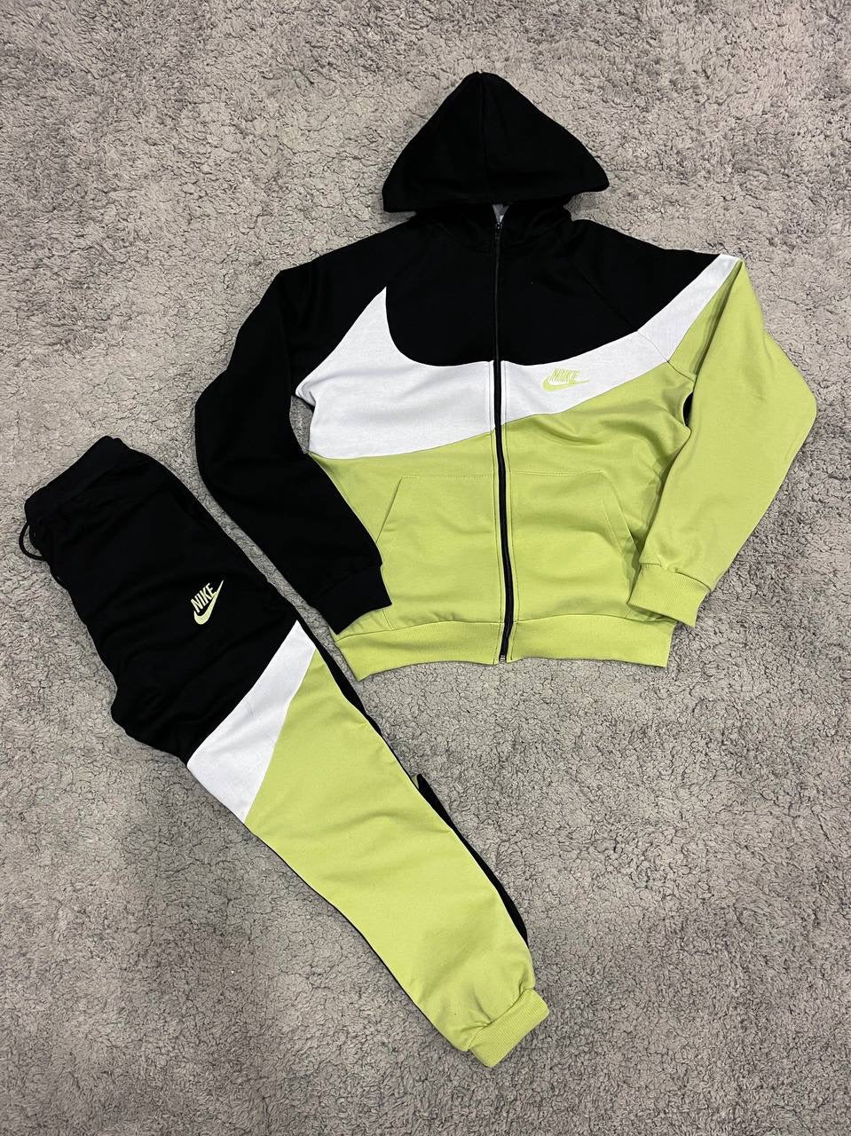 Conjunto Nike