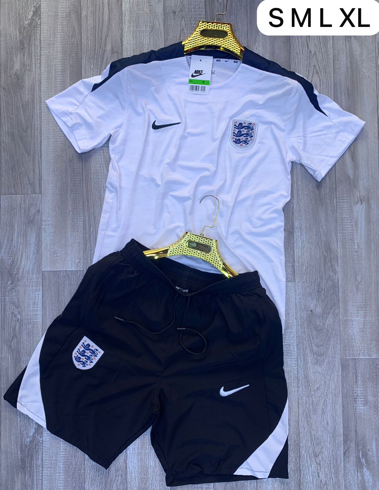 Conjunto de Verano Nike - Negro con Blanco