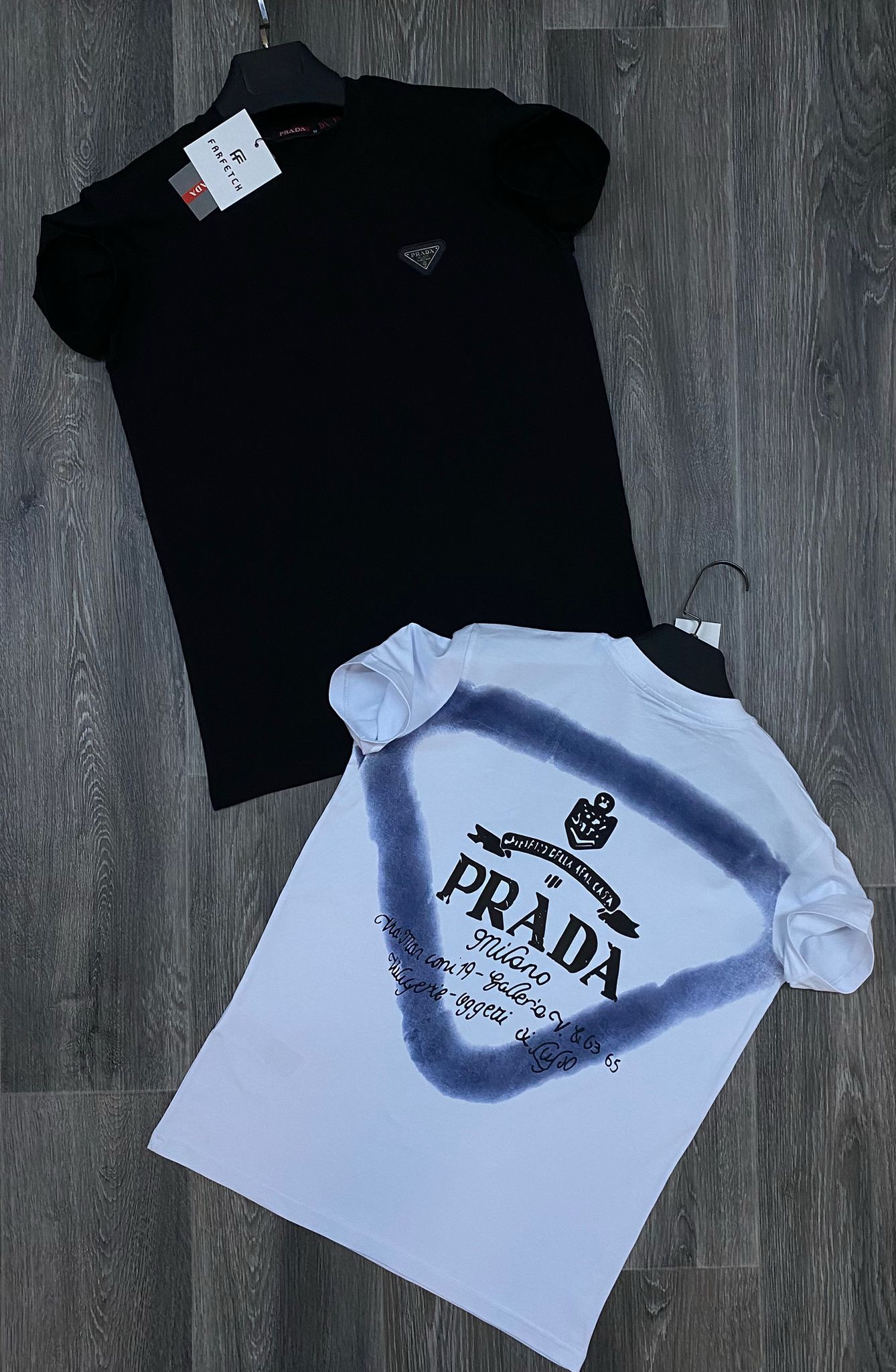Camiseta Prada - Negra