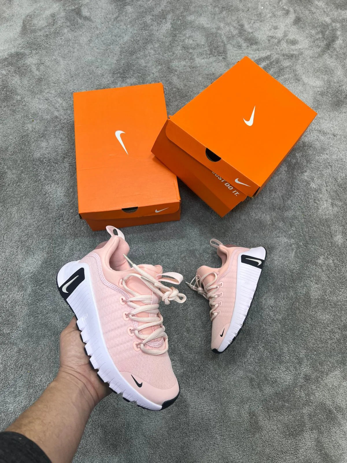 ZAPATILLA NIKE FREE METCON - Rosa