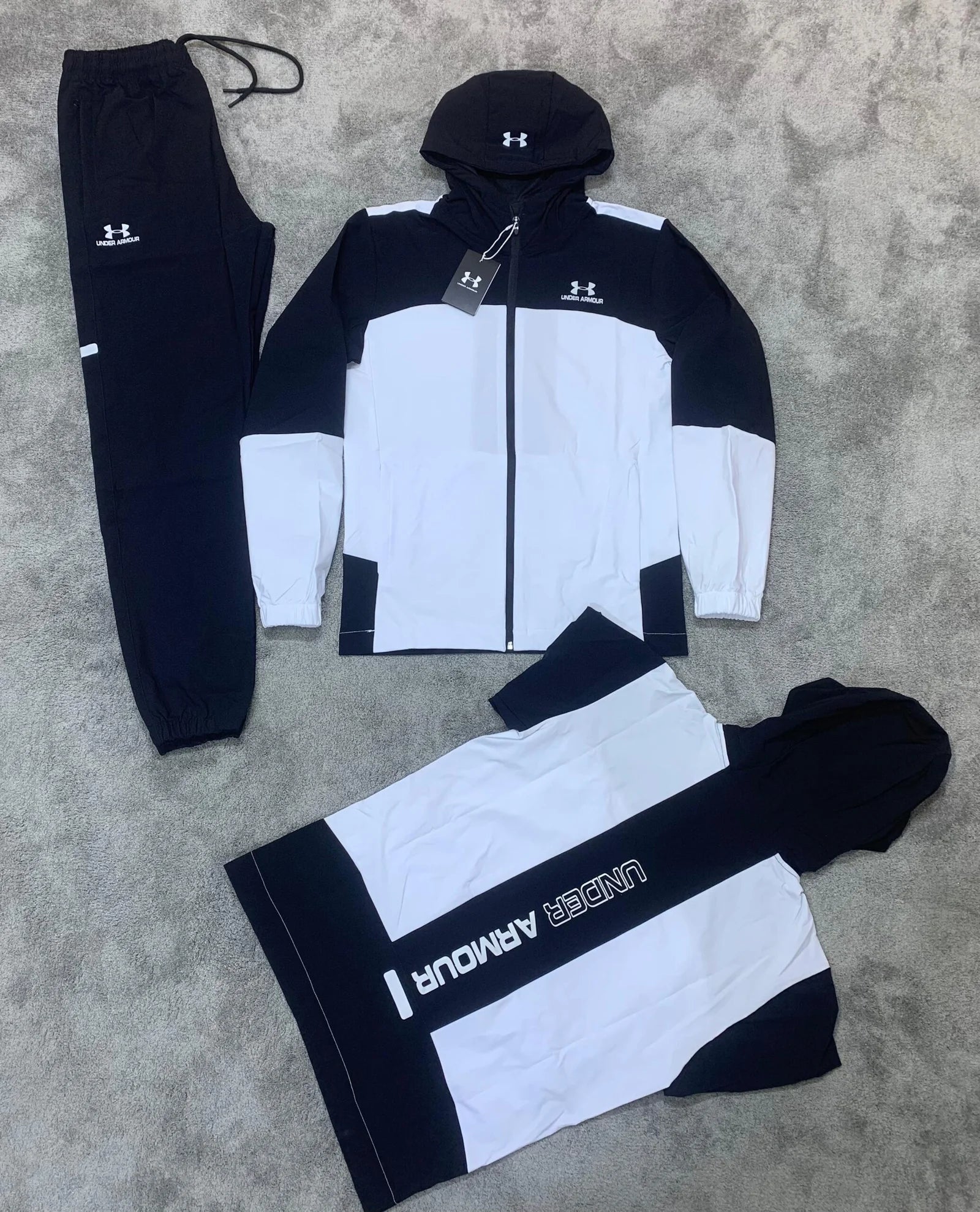 Chandal Under Armour - Blanco con Negro