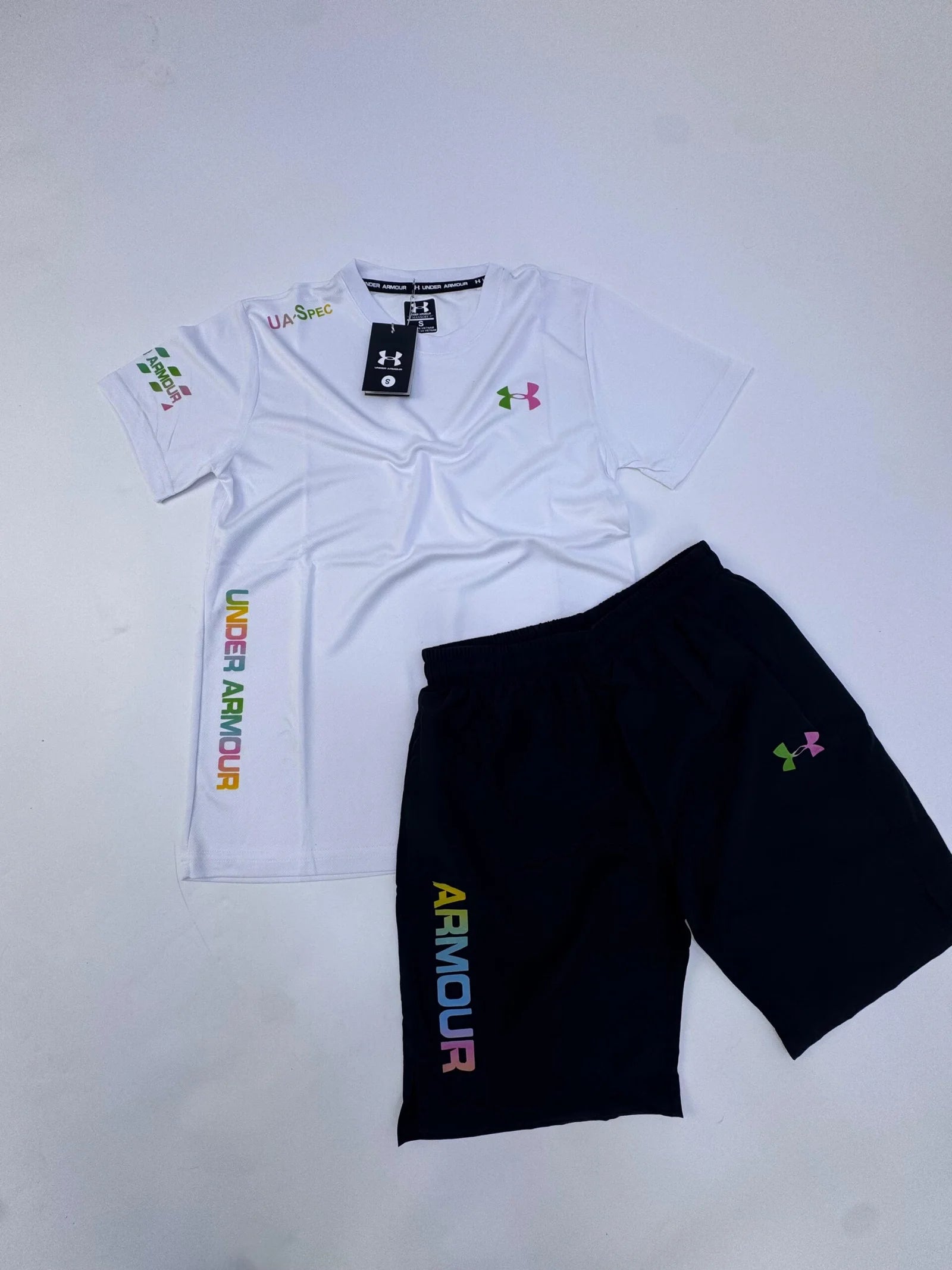 CONJUNTO UNDER ARMOUR - Blanco con Negro