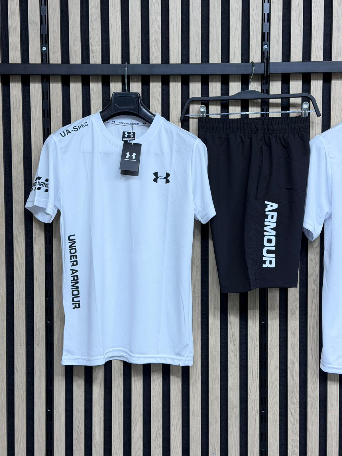 Conjunto de Under Armour - Negro con Blanco