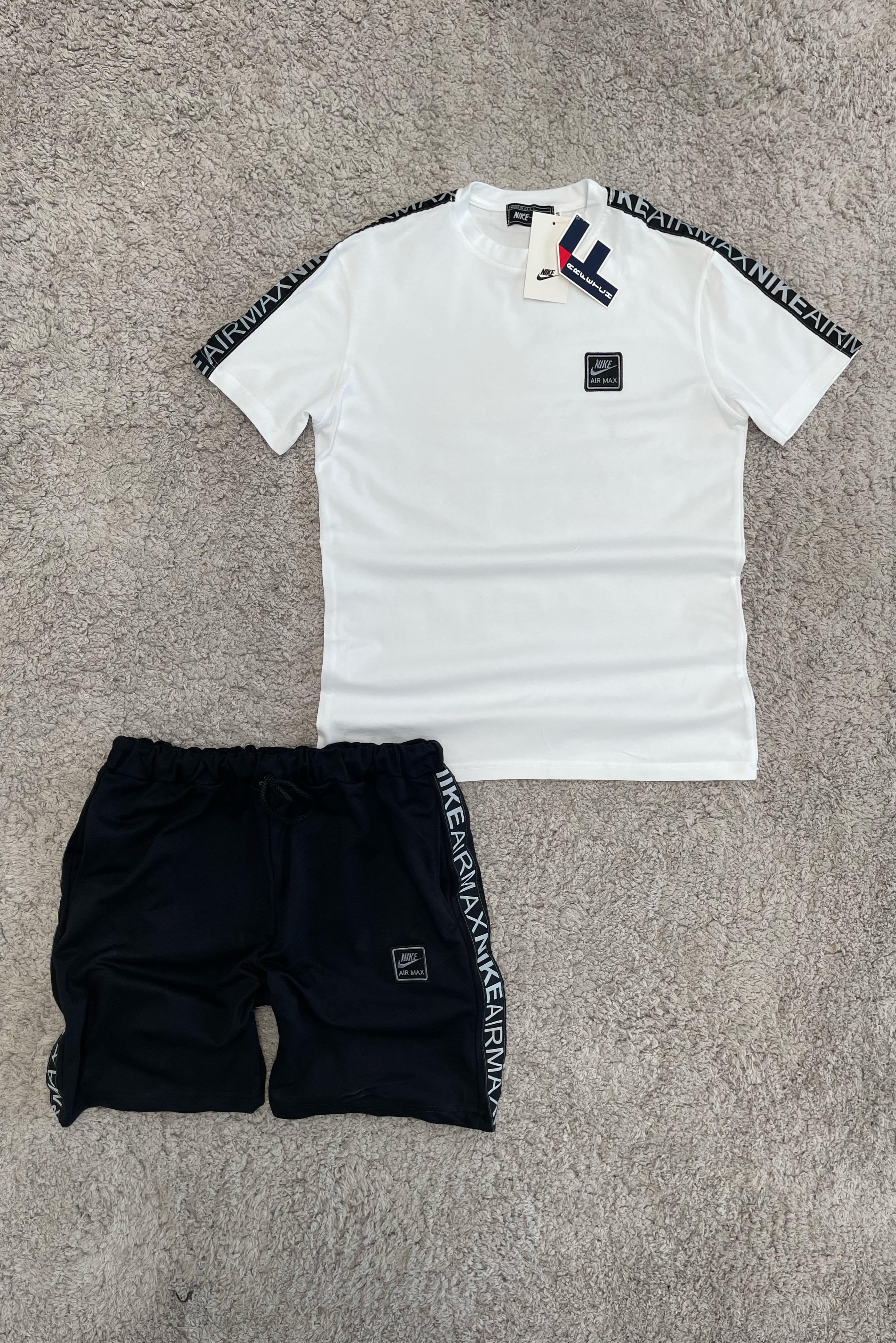 Conjunto Nike - Blanco con Negro