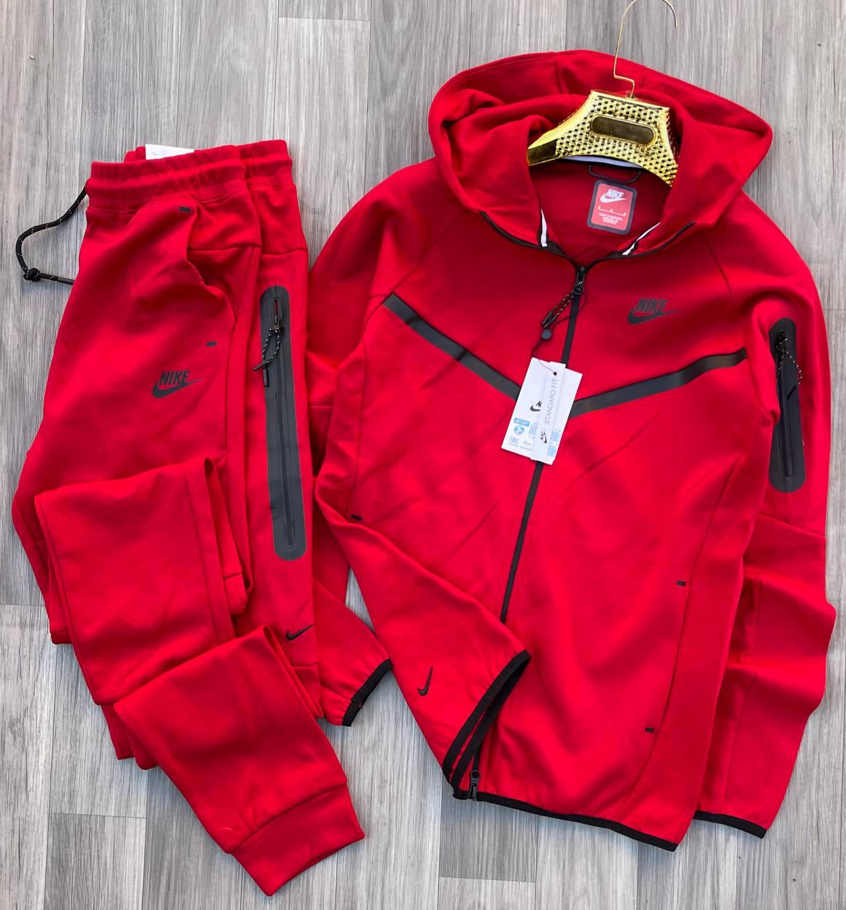 Conjunto Nike - Rojo